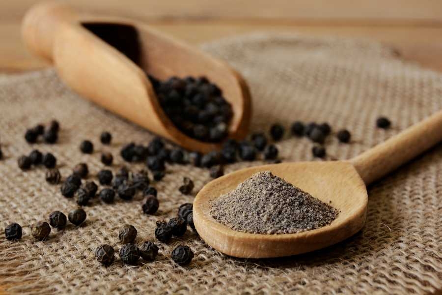 Nutrition Value, Benefits and Tips using of Black Pepper